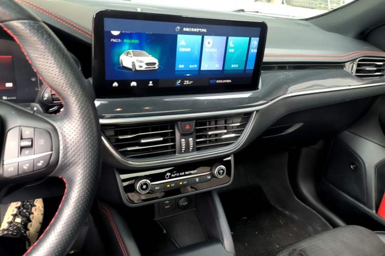 Used Ford Focus 2021 Sedan EcoBoost 180 Automatic ST Line Audio And AC Panel