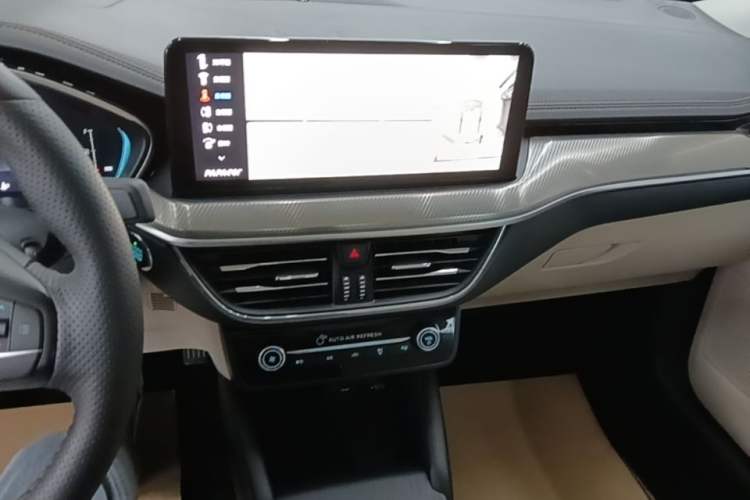 Used Ford Focus 2021 Sedan EcoBoost 180 Automatic Trendy Model Audio And AC Panel