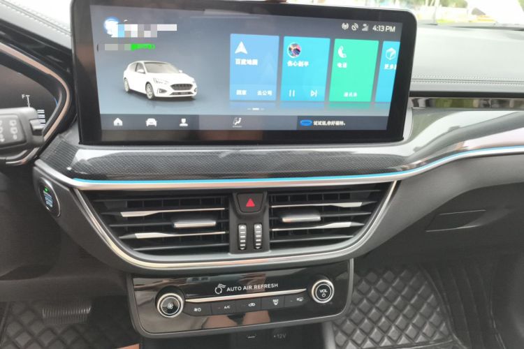 Used Ford Focus 2021 Hatchback EcoBoost 180 Automatic Titanium Edition Audio And AC Panel