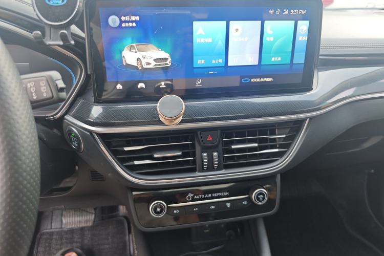 Used Ford Focus 2021 Hatchback EcoBoost 180 Automatic Titanium Edition Audio And AC Panel