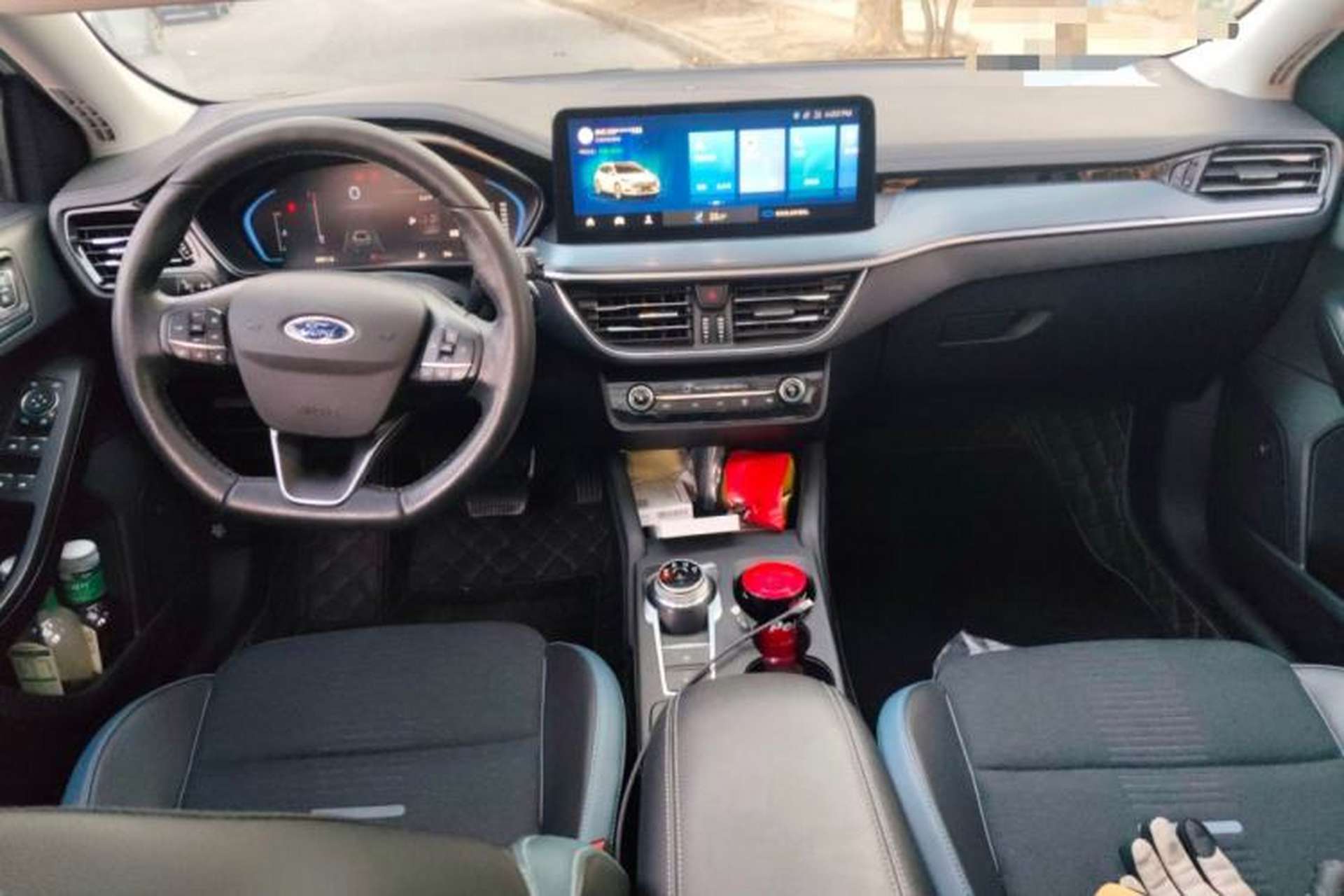Used Ford Focus 2021 EcoBoost 180 Automatic Hunter Edition Center Console