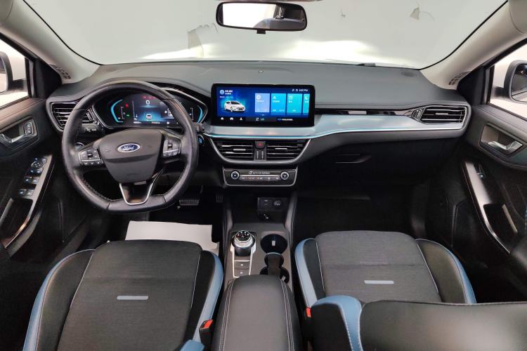 Used Ford Focus 2021 EcoBoost 180 Automatic Hunter Edition Center Console