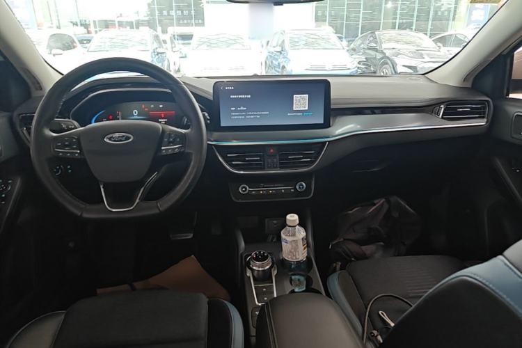 Used Ford Focus 2021 EcoBoost 180 Automatic Hunter Edition Center Console
