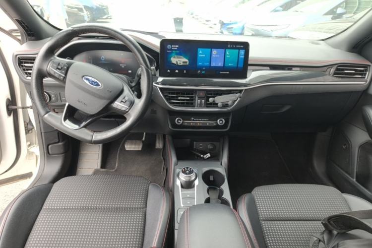 Used Ford Focus 2021 Sedan EcoBoost 180 Automatic ST Line Center Console