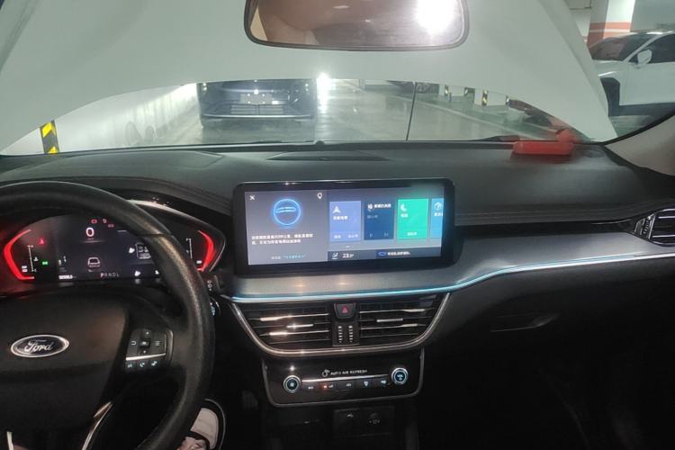 Used Ford Focus 2021 EcoBoost 180 Automatic Hunter Edition Center Console
