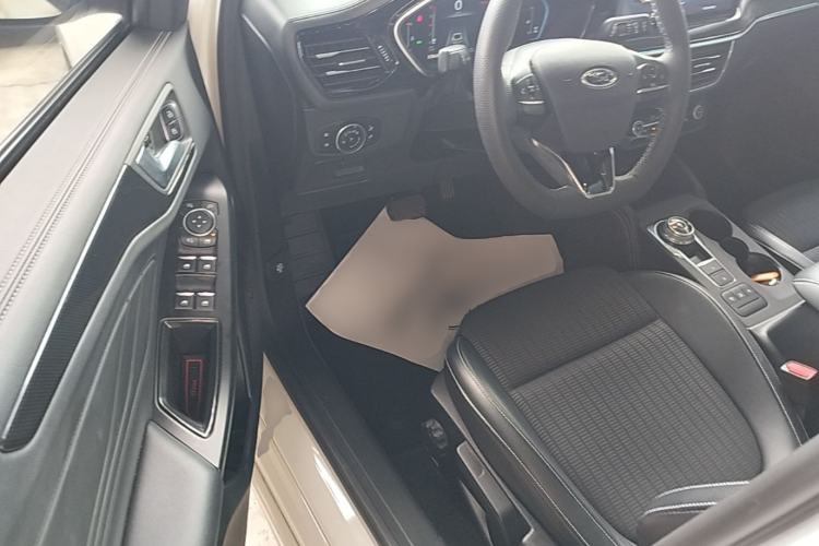 Used Ford Focus 2021 Hatchback EcoBoost 180 Automatic Titanium Edition Driver Seat