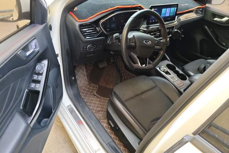 Used Ford Focus 2021 Sedan EcoBoost 180 Automatic ST Line Driver Seat
