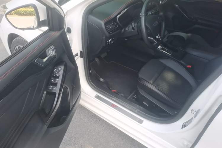 Used Ford Focus 2021 Hatchback EcoBoost 180 Automatic ST Line Driver Seat
