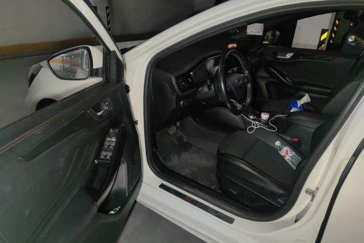 Used Ford Focus 2021 Sedan EcoBoost 180 Automatic ST Line Driver Seat