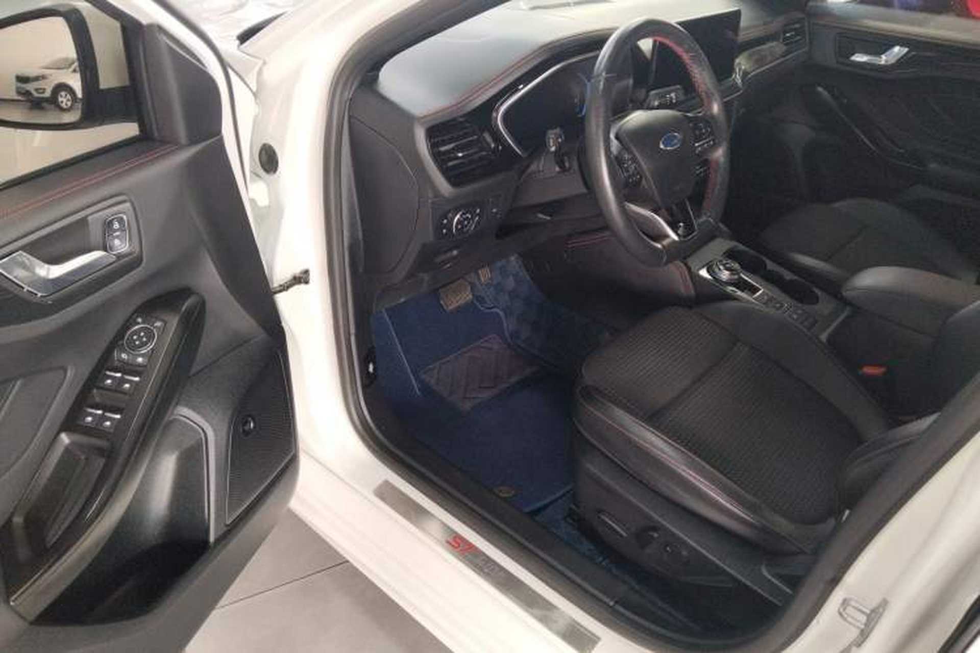 Used Ford Focus 2021 Sedan EcoBoost 180 Automatic ST Line Driver Seat