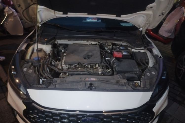 Used Ford Focus 2021 EcoBoost 180 Automatic Hunter Edition Engine Bay