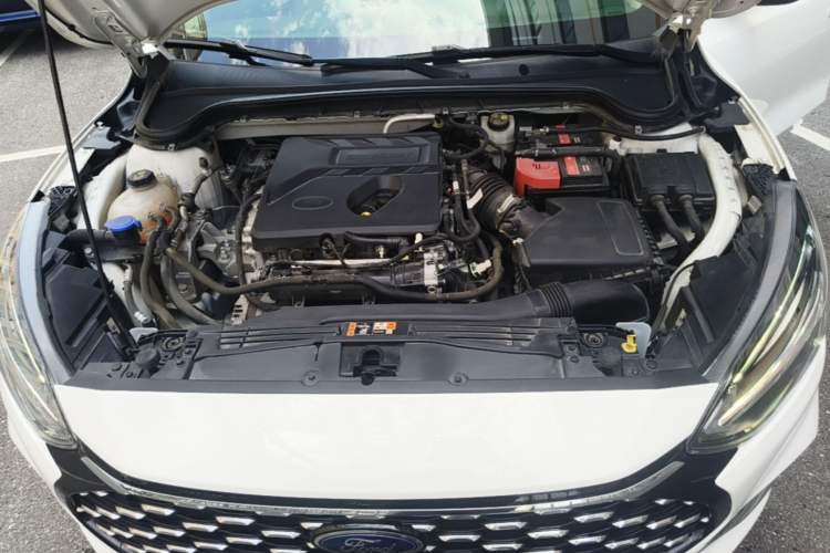 Used Ford Focus 2021 Sedan EcoBoost 180 Automatic Trendy Model Engine Bay