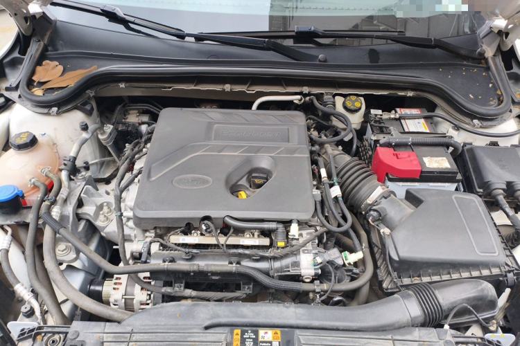 Used Ford Focus 2021 Hatchback EcoBoost 180 Automatic Titanium Edition Engine Bay