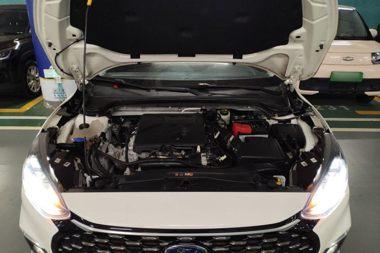 Used Ford Focus 2021 EcoBoost 180 Automatic Hunter Edition Engine Bay