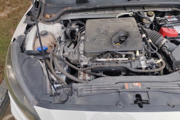 Used Ford Focus 2021 Hatchback EcoBoost 180 Automatic ST Line Engine Bay Right