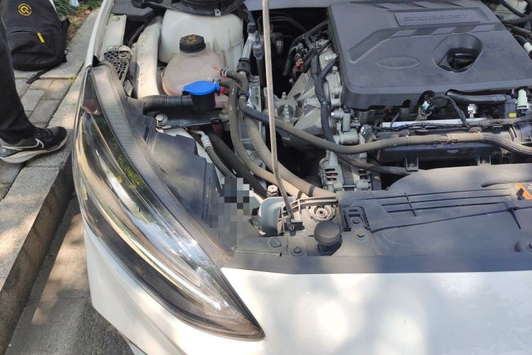 Used Ford Focus 2021 Hatchback EcoBoost 180 Automatic Titanium Edition Engine Bay Right