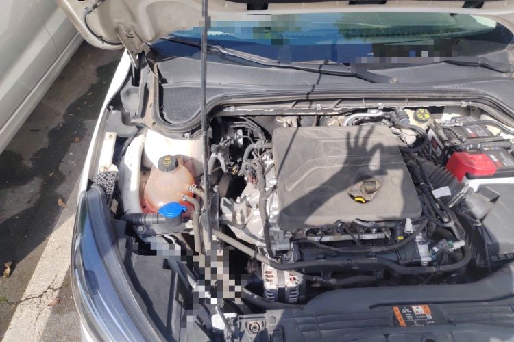 Used Ford Focus 2021 Hatchback EcoBoost 180 Automatic Titanium Edition Engine Bay Right