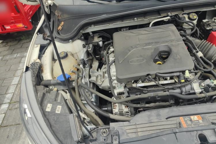 Used Ford Focus 2021 EcoBoost 180 Automatic Hunter Edition Engine Bay Right