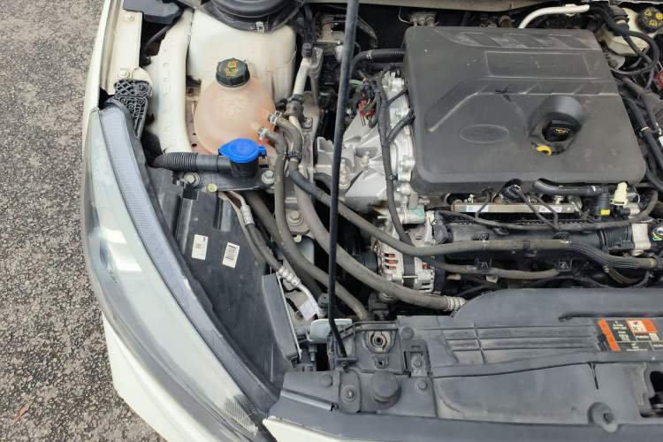 Used Ford Focus 2021 Sedan EcoBoost 180 Automatic ST Line Engine Bay Right