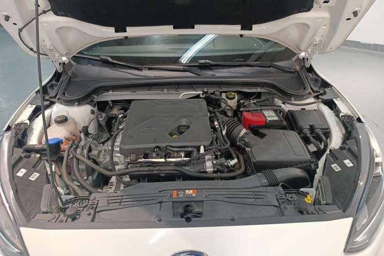 Used Ford Focus 2021 Hatchback EcoBoost 180 Automatic ST Line Engine Bay