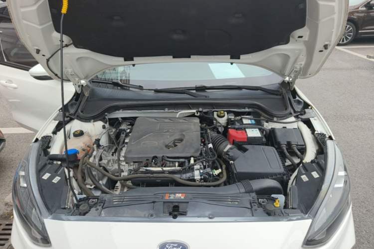 Used Ford Focus 2021 Sedan EcoBoost 180 Automatic ST Line Engine Bay