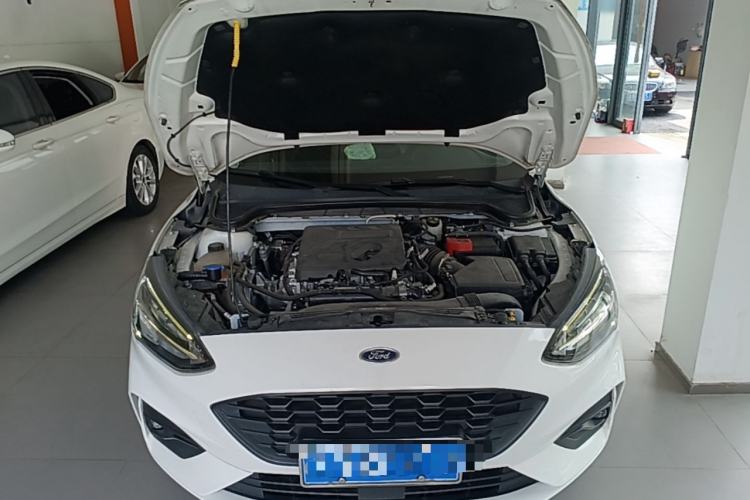 Used Ford Focus 2021 Hatchback EcoBoost 180 Automatic Titanium Edition Engine Bay