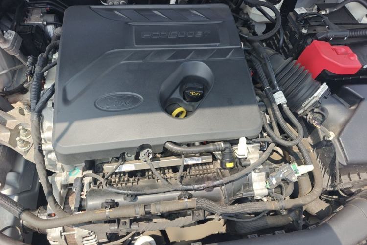 Used Ford Focus 2021 Hatchback EcoBoost 180 Automatic ST Line Engine Bay