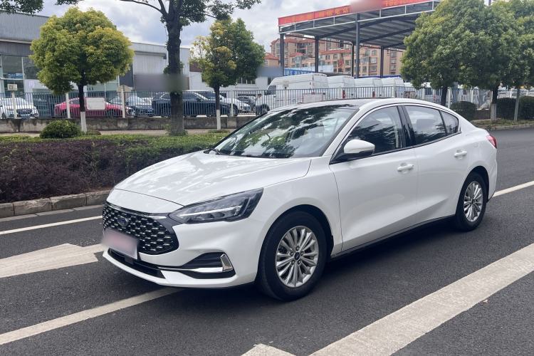 Used Ford Focus 2021 Sedan EcoBoost 180 Automatic Trendy Model Exterior 1