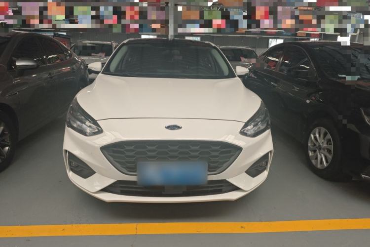 Used Ford Focus 2021 Hatchback EcoBoost 180 Automatic Titanium Edition Exterior 2