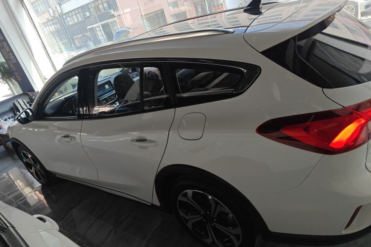 Used Ford Focus 2021 EcoBoost 180 Automatic Hunter Edition Exterior 3
