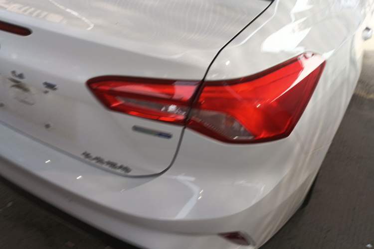 Used Ford Focus 2021 Sedan EcoBoost 180 Automatic Trendy Model Exterior 3