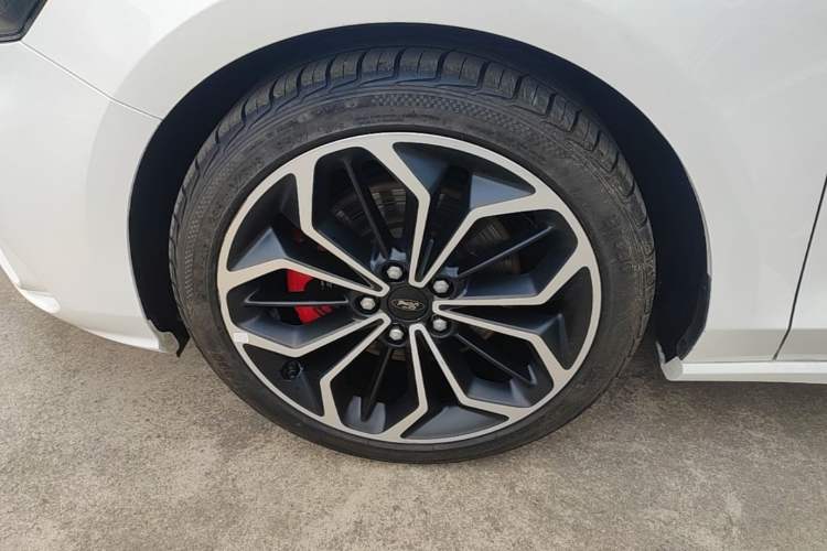 Used Ford Focus 2021 Sedan EcoBoost 180 Automatic ST Line Exterior 4