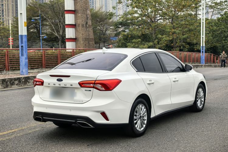 Used Ford Focus 2021 Sedan EcoBoost 180 Automatic Trendy Model Exterior 4