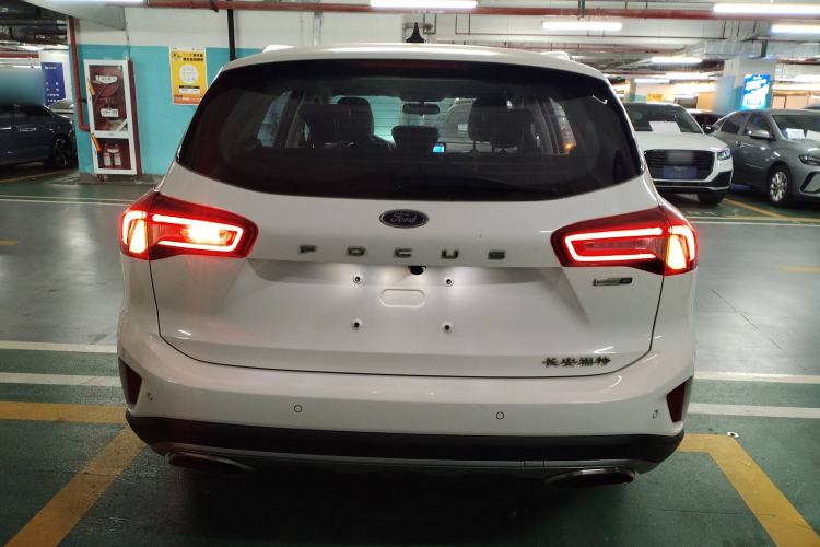 Used Ford Focus 2021 EcoBoost 180 Automatic Hunter Edition Exterior 4