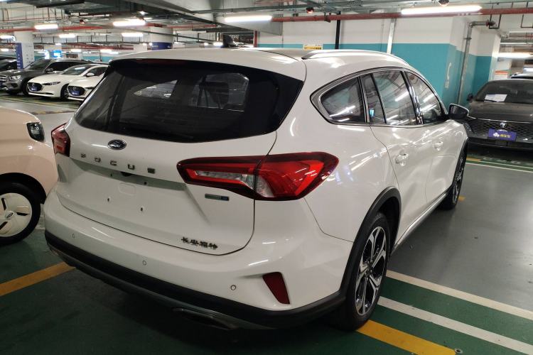 Used Ford Focus 2021 EcoBoost 180 Automatic Hunter Edition Exterior 5