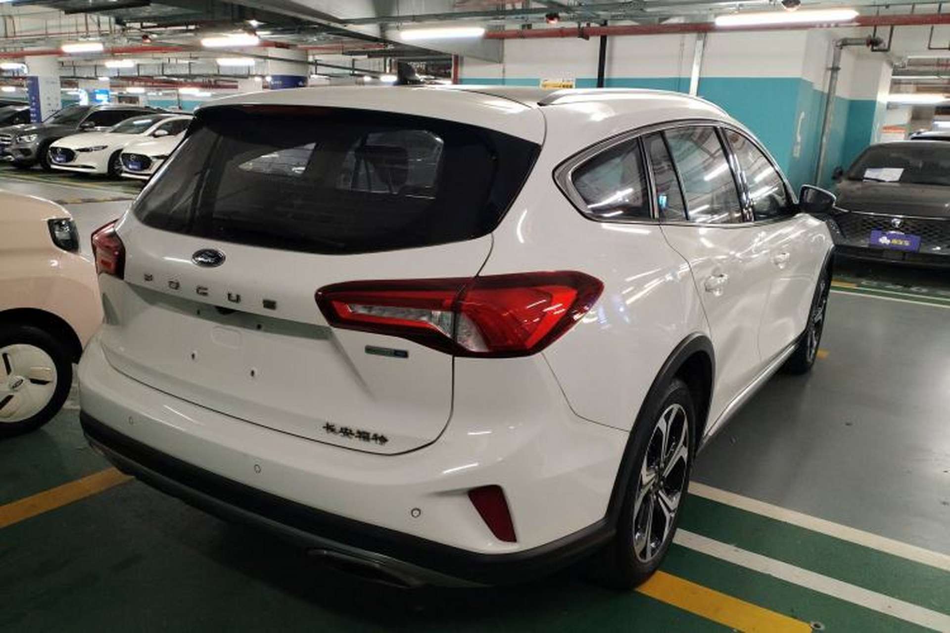 Used Ford Focus 2021 EcoBoost 180 Automatic Hunter Edition Exterior 5
