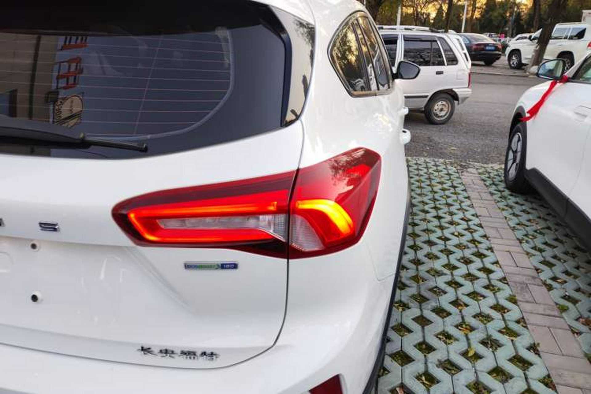 Used Ford Focus 2021 EcoBoost 180 Automatic Hunter Edition Exterior 6