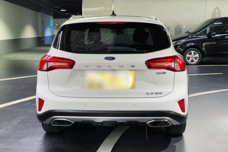 Used Ford Focus 2021 EcoBoost 180 Automatic Hunter Edition Exterior 6