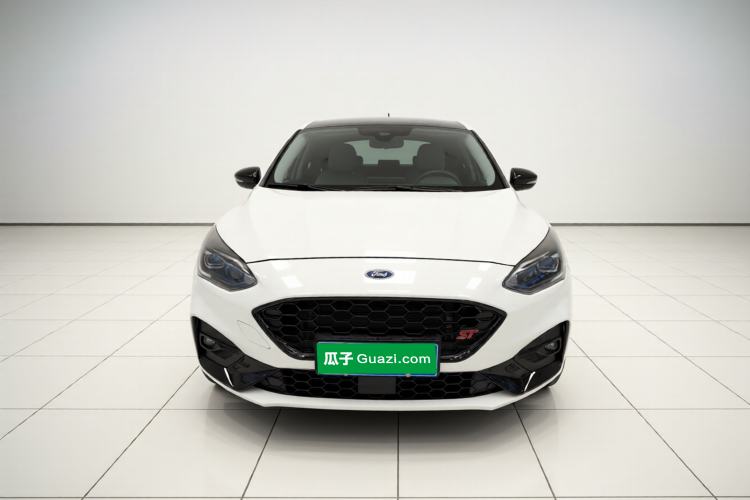 Used Ford Focus 2021 Sedan EcoBoost 180 Automatic Trendy Model Front