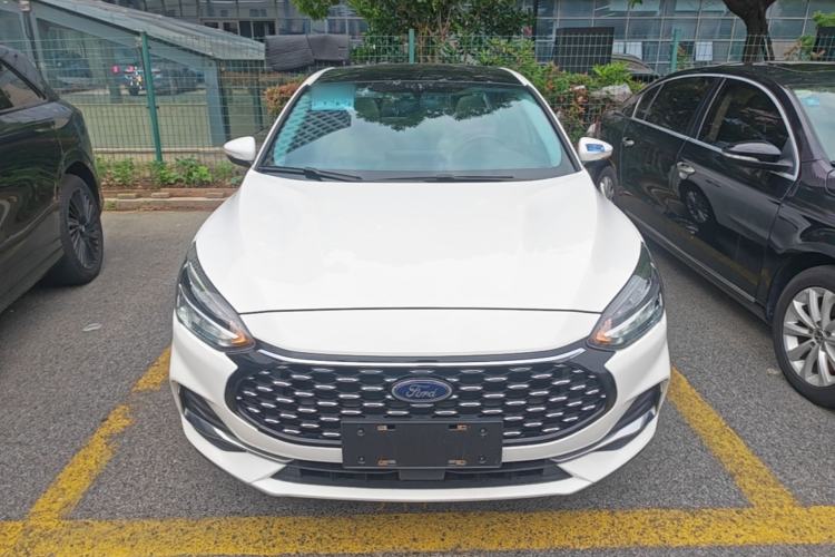 Used Ford Focus 2021 Sedan EcoBoost 180 Automatic Trendy Model Front