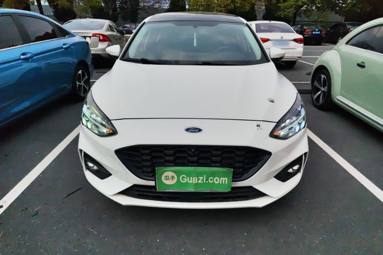Used Ford Focus 2021 Hatchback EcoBoost 180 Automatic Titanium Edition Front