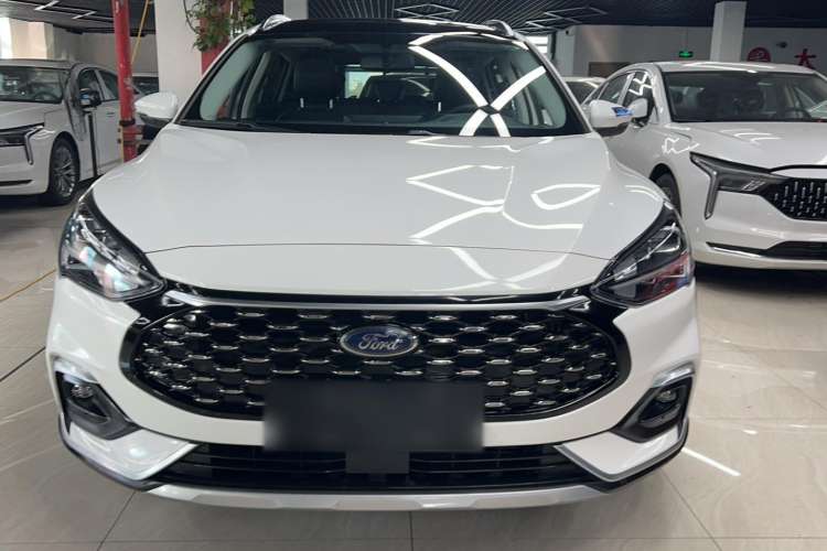 Used Ford Focus 2021 EcoBoost 180 Automatic Hunter Edition Front