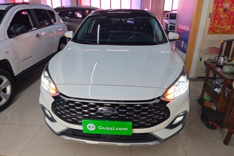 Used Ford Focus 2021 EcoBoost 180 Automatic Hunter Edition Front