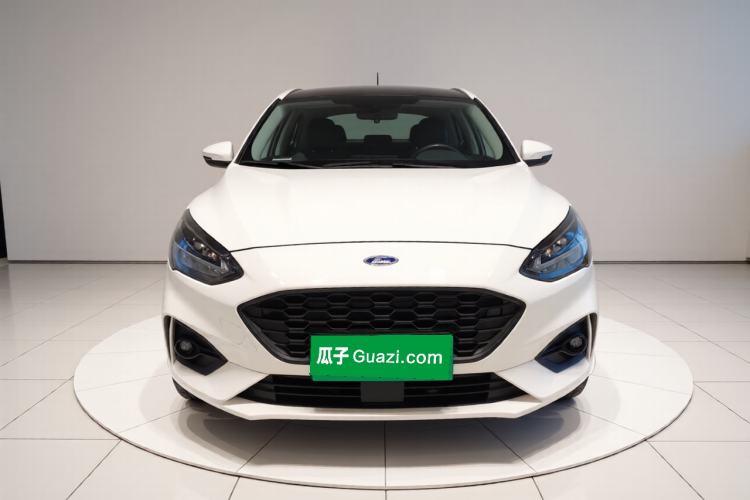 Used Ford Focus 2021 Hatchback EcoBoost 180 Automatic Titanium Edition Front