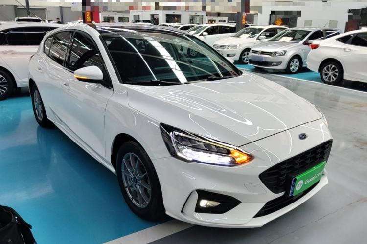 Used Ford Focus 2021 Hatchback EcoBoost 180 Automatic Titanium Edition Front Right 45 Deg