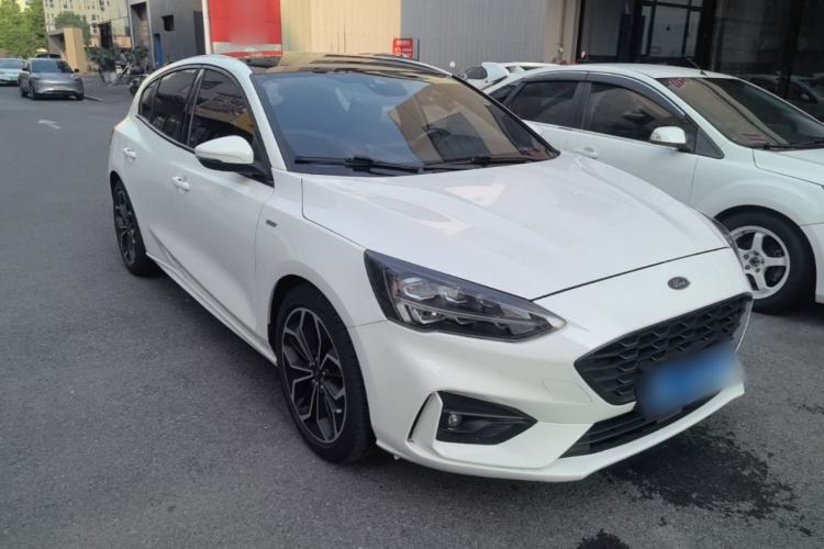 Used Ford Focus 2021 Hatchback EcoBoost 180 Automatic ST Line Front Right 45 Deg