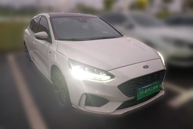 Used Ford Focus 2021 Sedan EcoBoost 180 Automatic ST Line Front Right 45 Deg