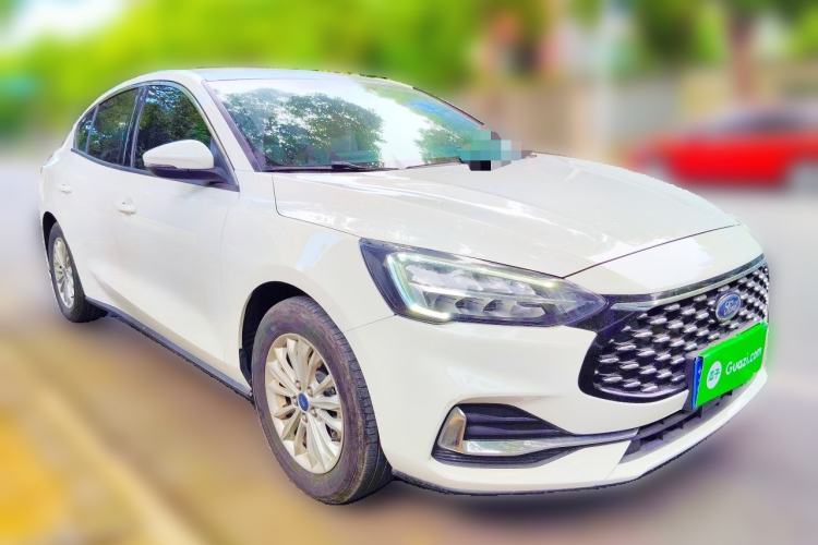 Used Ford Focus 2021 Sedan EcoBoost 180 Automatic Trendy Model Front Right 45 Deg