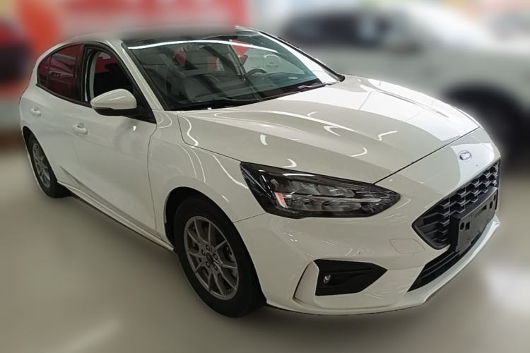 Used Ford Focus 2021 Hatchback EcoBoost 180 Automatic Titanium Edition Front Right 45 Deg