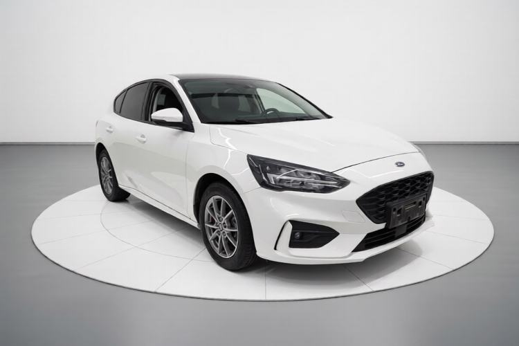 Used Ford Focus 2021 Hatchback EcoBoost 180 Automatic Titanium Edition Front Right 45 Deg